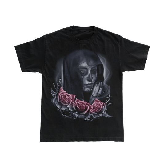 PRAYING CATRINA T-SHIRT